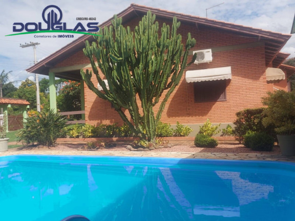 Imagem Casa com 5 Quartos à Venda, em águas Claras - Viamão Imagem Casa com 5 Quartos à Venda, em águas Claras - Viamão