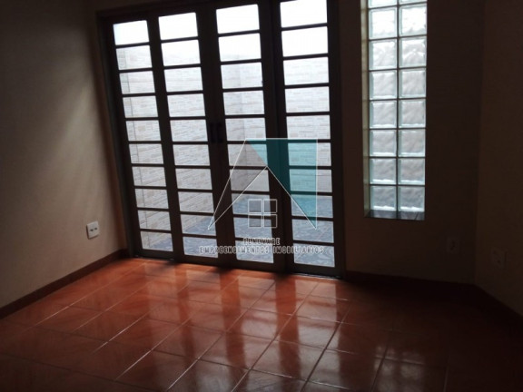 Imagem Casa com 2 Quartos à Venda, em Vila Tibério - Ribeirão Preto Imagem Casa com 2 Quartos à Venda, em Vila Tibério - Ribeirão Preto