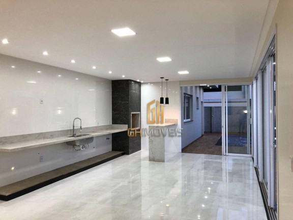 Imagem Casa com 4 Quartos à Venda, 212 m² em Residencial Goiânia Golfe Clube - Goiânia Imagem Casa com 4 Quartos à Venda, 212 m² em Residencial Goiânia Golfe Clube - Goiânia
