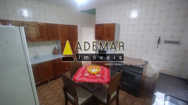 Imagem Casa com 5 Quartos à Venda, em Casa Grande - Diadema Imagem Casa com 5 Quartos à Venda, em Casa Grande - Diadema