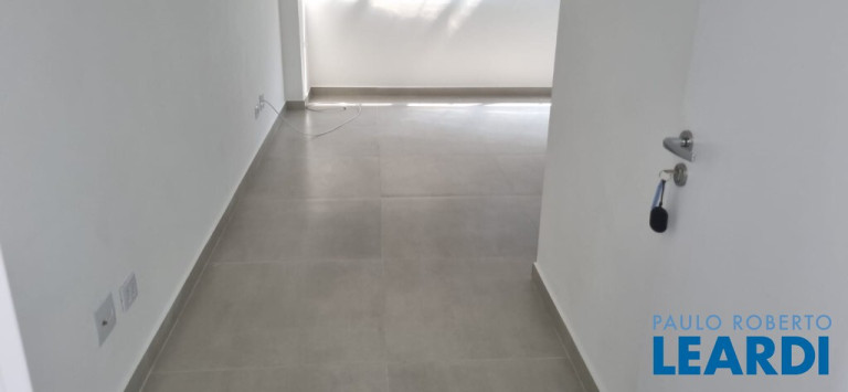 Imagem Sala Comercial à Venda, 37 m² em Vila Assunção - Santo André Imagem Sala Comercial à Venda, 37 m² em Vila Assunção - Santo André