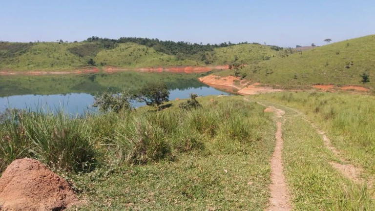 Imagem Chácara à Venda, 30 m² em Tapanhão - Jambeiro Imagem Chácara à Venda, 30 m² em Tapanhão - Jambeiro