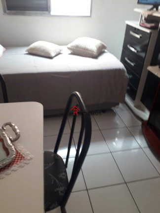Imagem Kitnet com 1 Quarto à Venda, 25 m² em Ocian - Praia Grande