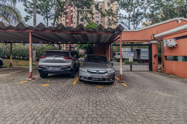 Imagem Imóvel com 3 Quartos à Venda, em Chácara Das Pedras - Porto Alegre Imagem Imóvel com 3 Quartos à Venda, em Chácara Das Pedras - Porto Alegre