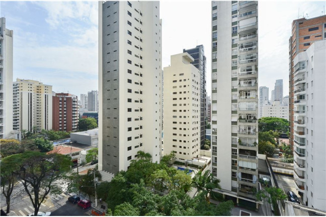 Imagem Imóvel com 3 Quartos à Venda,  em Moema - São Paulo