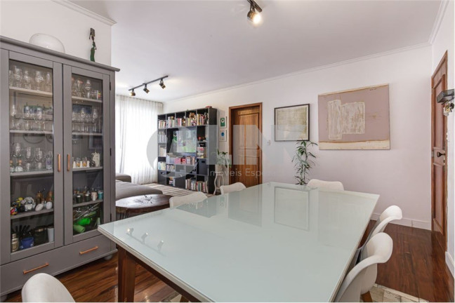 Imagem Apartamento com 3 Quartos à Venda, 109 m² em Auxiliadora - Porto Alegre Imagem Apartamento com 3 Quartos à Venda, 109 m² em Auxiliadora - Porto Alegre
