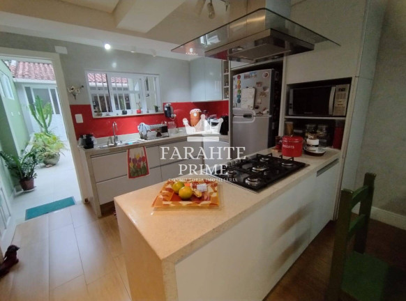 Imagem Casa com 3 Quartos à Venda, 189 m² em Vila Belmiro - Santos Imagem Casa com 3 Quartos à Venda, 189 m² em Vila Belmiro - Santos