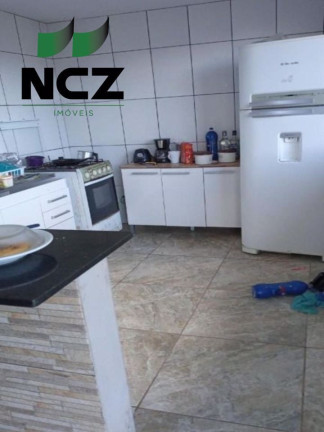 Imagem Casa com 8 Quartos à Venda, 300 m² em Barra Do Jacuípe - Camaçari