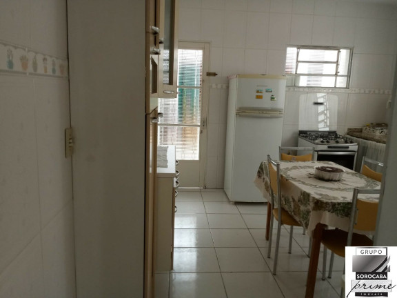 Imagem Casa com 2 Quartos à Venda, 105 m² em Jardim Karolyne - Votorantim