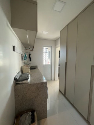 Imagem Apartamento com 4 Quartos à Venda, 161 m² em Centro - Balneário Camboriú Imagem Apartamento com 4 Quartos à Venda, 161 m² em Centro - Balneário Camboriú