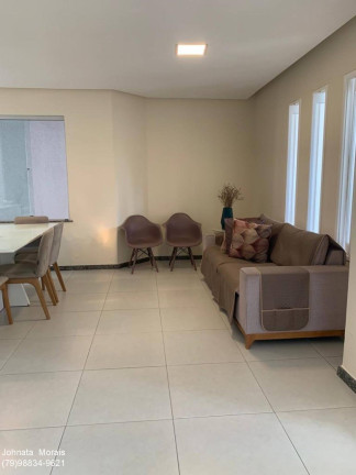 Casa com 3 Quartos à Venda, 200 m² em Jabotiana - Aracaju