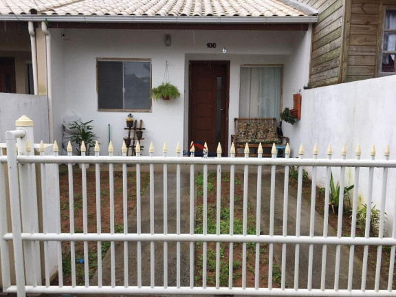 Imagem Casa com 2 Quartos à Venda, 75 m² em São João Do Rio Vermelho - Florianópolis