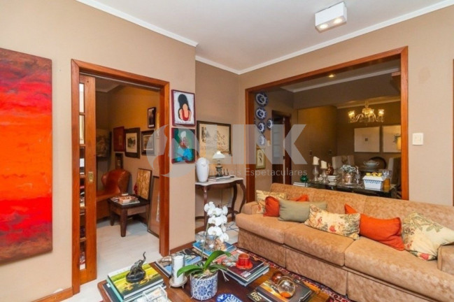 Imagem Apartamento com 3 Quartos à Venda, 121 m² em Moinhos De Vento - Porto Alegre
