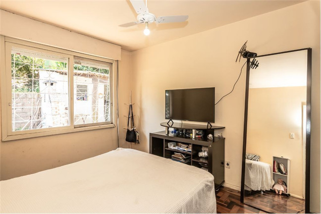 Imagem Casa com 3 Quartos à Venda, em Santa Tereza - Porto Alegre Imagem Casa com 3 Quartos à Venda, em Santa Tereza - Porto Alegre