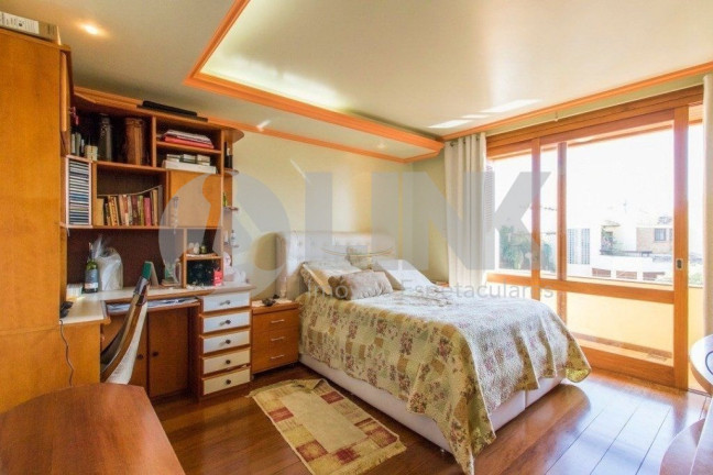 Imagem Casa com 3 Quartos à Venda, 300 m² em Chácara Das Pedras - Porto Alegre