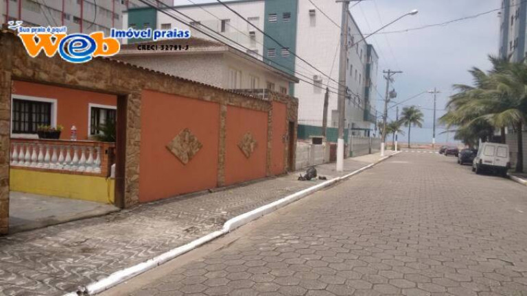 Imagem Casa com 3 Quartos à Venda, em Vila Tupi - Praia Grande Imagem Casa com 3 Quartos à Venda, em Vila Tupi - Praia Grande