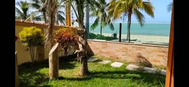 Imagem Casa com 5 Quartos à Venda, 1 m² em Itaoca - Itapemirim