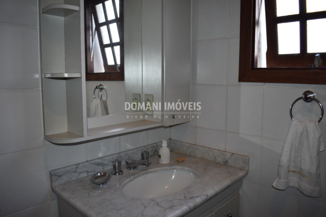 Imagem Imóvel com 3 Quartos à Venda, 117 m² em Região De Capivari - Campos Do Jordão Imagem Imóvel com 3 Quartos à Venda, 117 m² em Região De Capivari - Campos Do Jordão