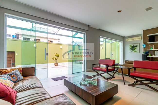 Imagem Casa com 4 Quartos à Venda, 595 m² em Humaitá - Rio De Janeiro Imagem Casa com 4 Quartos à Venda, 595 m² em Humaitá - Rio De Janeiro