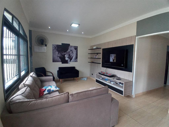 Imagem Casa com 3 Quartos à Venda, 322 m² em Balneário Florida - Praia Grande Imagem Casa com 3 Quartos à Venda, 322 m² em Balneário Florida - Praia Grande