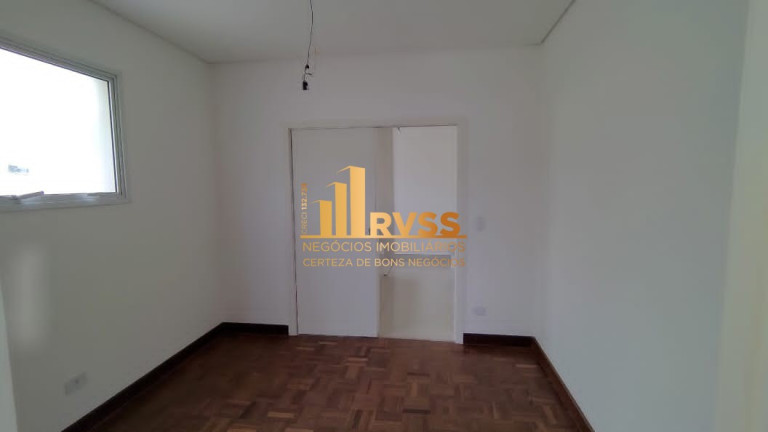 Imagem Sobrado com 4 Quartos à Venda, em Alphaville - Santana De Parnaíba Imagem Sobrado com 4 Quartos à Venda, em Alphaville - Santana De Parnaíba