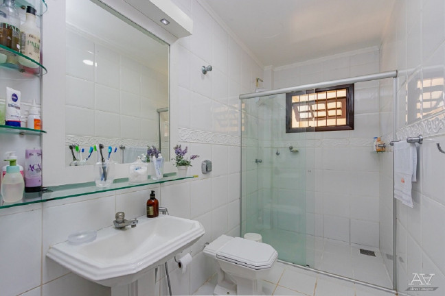 Imagem Casa com 4 Quartos à Venda, 210 m² em Niterói - Canoas