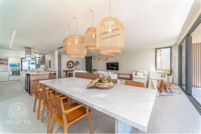 Imagem Casa com 5 Quartos à Venda, 458 m² em Praia Do Estaleiro - Balneário Camboriú