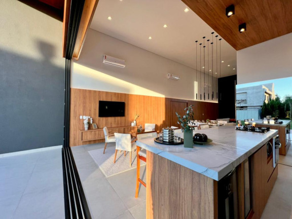 Imagem Casa com 4 Quartos à Venda, 250 m² em -- - Capao Da Canoa Imagem Casa com 4 Quartos à Venda, 250 m² em -- - Capao Da Canoa