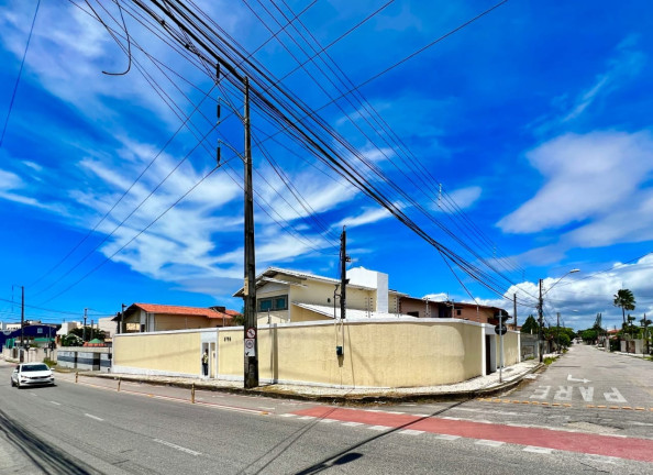 Casa com 4 Quartos à Venda, 428 m² em Parque Manibura - Fortaleza