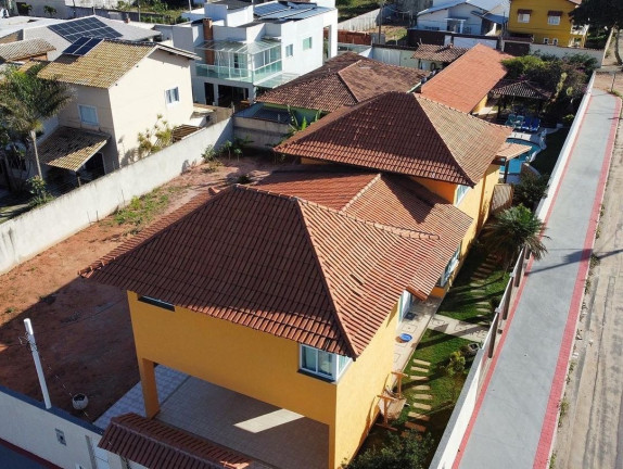 Imagem Casa com 4 Quartos à Venda, 1.080 m² em Interlagos - Vila Velha Imagem Casa com 4 Quartos à Venda, 1.080 m² em Interlagos - Vila Velha