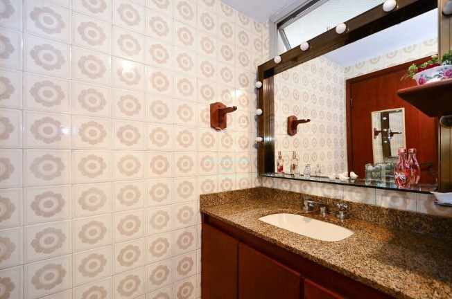 Imagem Apartamento com 3 Quartos à Venda, 72 m² em Moema - São Paulo