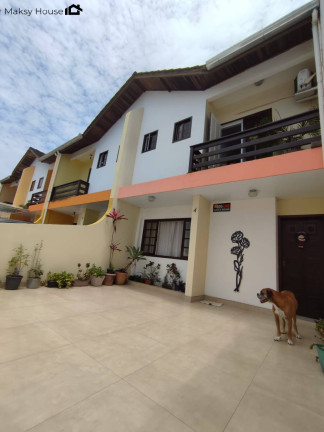 Sobrado com 3 Quartos à Venda,  em Centro - Guaratuba