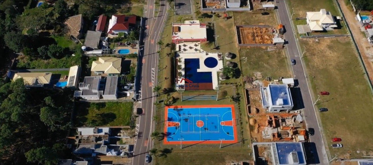 Imagem Casa com 3 Quartos à Venda, 375 m² em São João Do Rio Vermelho - Florianópolis Imagem Casa com 3 Quartos à Venda, 375 m² em São João Do Rio Vermelho - Florianópolis