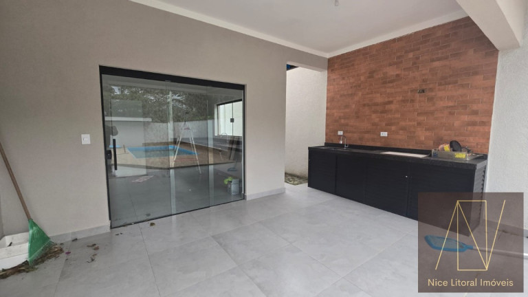 Imagem Sobrado com 3 Quartos à Venda, 120 m² em Jardim Mariella - Caraguatatuba Imagem Sobrado com 3 Quartos à Venda, 120 m² em Jardim Mariella - Caraguatatuba