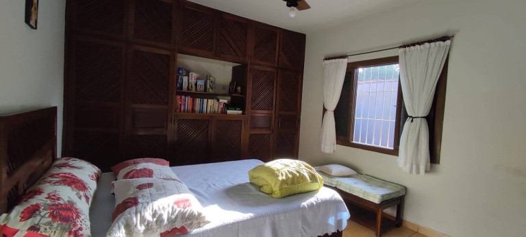Imagem Casa com 4 Quartos à Venda, 420 m² em Centro - Peruíbe Imagem Casa com 4 Quartos à Venda, 420 m² em Centro - Peruíbe