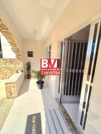 Imagem Casa com 3 Quartos à Venda, 365 m² em Braz De Pina - Rio De Janeiro Imagem Casa com 3 Quartos à Venda, 365 m² em Braz De Pina - Rio De Janeiro