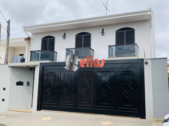 Sobrado com 3 Quartos à Venda, 226 m² em Vila Camargo - Bauru