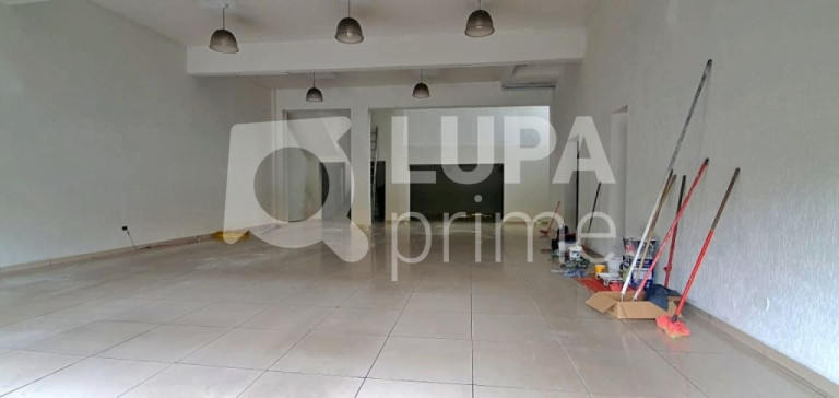 Imóvel Comercial à Venda, 250 m² em Santana - São Paulo