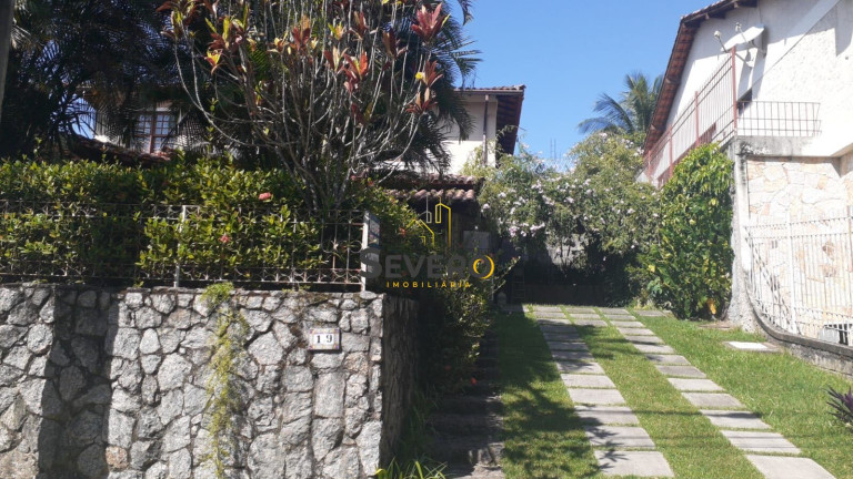 Imagem Casa com 4 Quartos à Venda, 150 m² em Badu - Niterói
