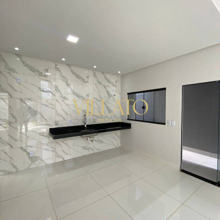 Imagem Casa com 3 Quartos à Venda, 200 m² em Carolina Parque - Goiânia