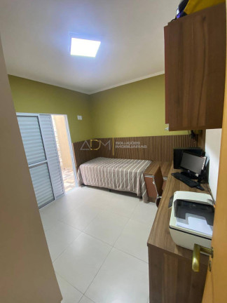 Imagem Casa com 2 Quartos à Venda, 250 m² em Jardim Itamarati - Botucatu