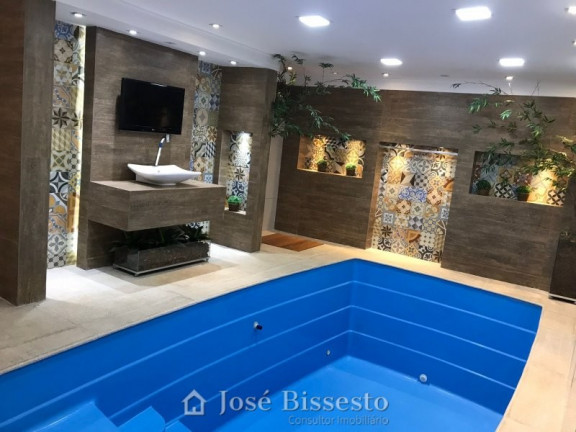Imagem Casa com 8 Quartos à Venda, 1.998 m² em Granja Viana - Carapicuiba Imagem Casa com 8 Quartos à Venda, 1.998 m² em Granja Viana - Carapicuiba