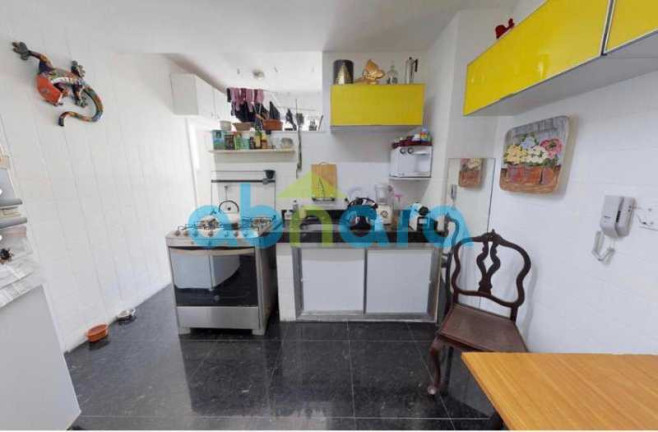 Imagem Apartamento com 2 Quartos à Venda, 95 m² em Copacabana - Rio De Janeiro Imagem Apartamento com 2 Quartos à Venda, 95 m² em Copacabana - Rio De Janeiro