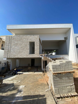 Imagem Casa com 5 Quartos à Venda, 453 m² em Jardim Itália - Cuiabá Imagem Casa com 5 Quartos à Venda, 453 m² em Jardim Itália - Cuiabá