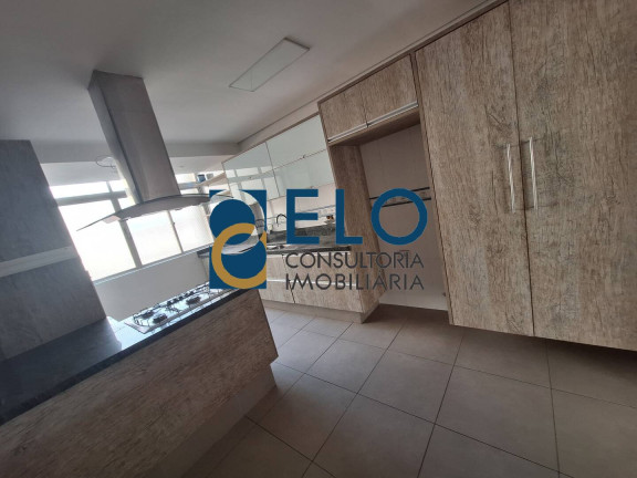 Apartamento com 3 Quartos à Venda, 135 m² em Gonzaga - Santos