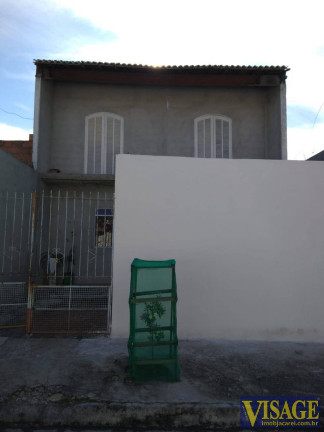 Casa com 3 Quartos à Venda,  em Jd. St. Paula - Jacareí