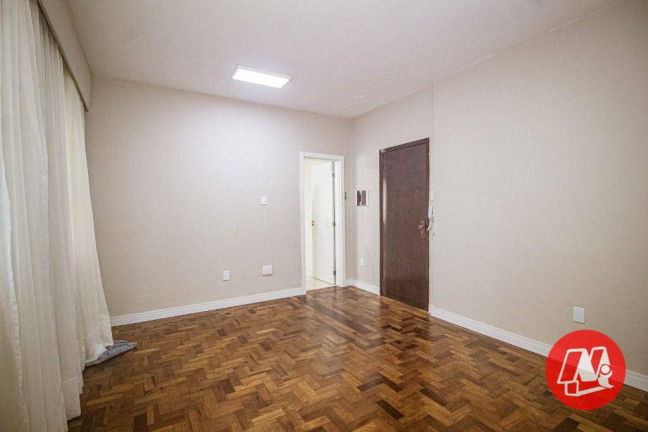 Imagem Apartamento com 3 Quartos à Venda, 82 m² em Centro - Porto Alegre