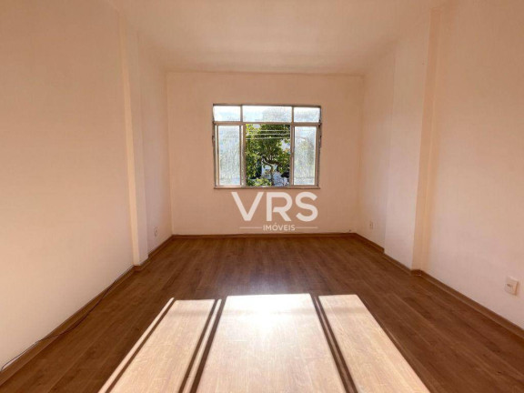 Apartamento com 1 Quarto à Venda, 31 m² em Várzea - Teresópolis