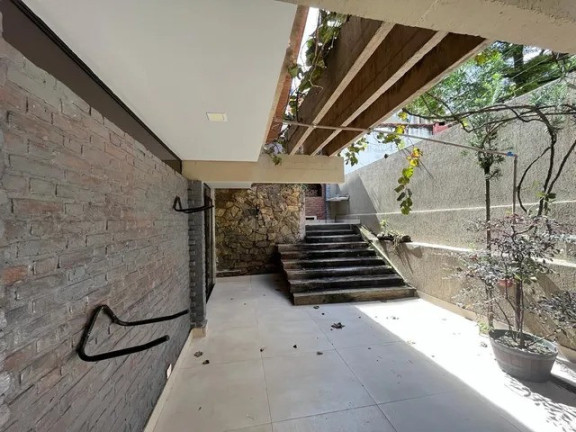 Imagem Casa com 5 Quartos à Venda, 330 m² em R$1.680.000,00 // Luxemburgo - Belo Horizonte Imagem Casa com 5 Quartos à Venda, 330 m² em R$1.680.000,00 // Luxemburgo - Belo Horizonte