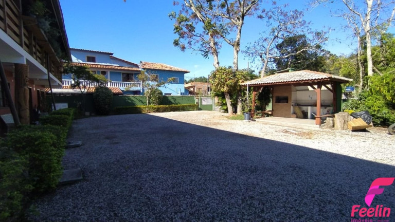Imagem Apartamento com 1 Quarto para Alugar, 28 m² em Rio Tavares - Florianópolis